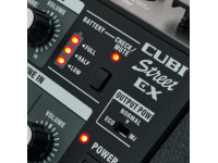 <b>Roland CUBE STREET EX Coluna Amplificada com alimentação a pilhas para Guitarra, Sintetizadores e Vocalistas</b> <b>Roland CUBE STREET EX Coluna Amplificada com alimentação a pilhas para Guitarra, Sintetizadores e Vocalistas</b>
